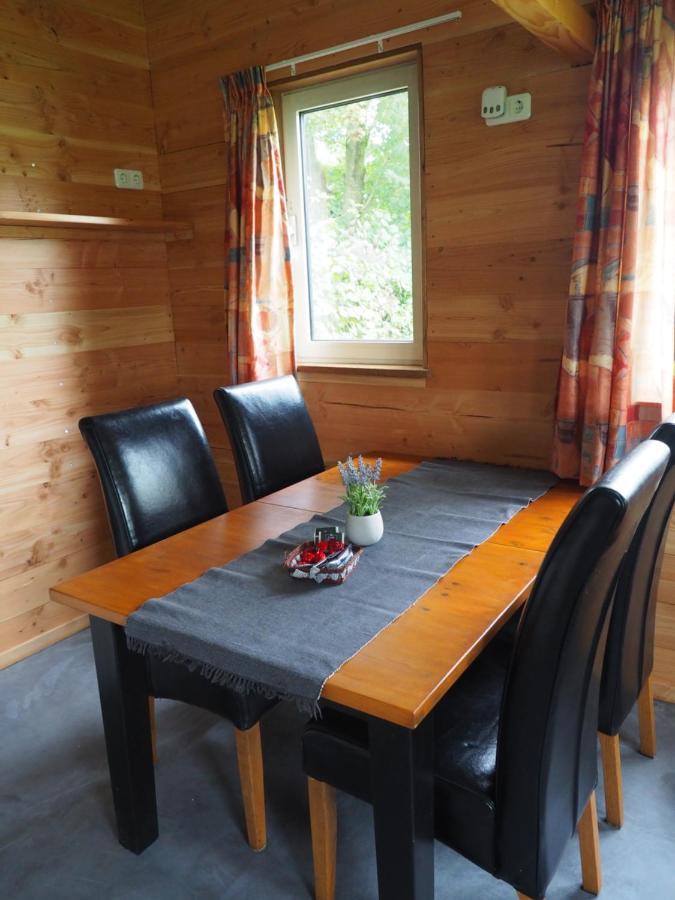 Chalet - Camping 'T Dekske Wintelre Extérieur photo